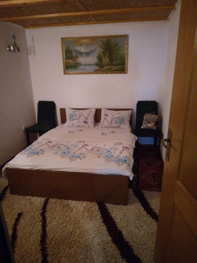 Vikendica Amra I Indir Villa Travnik Bagian luar foto